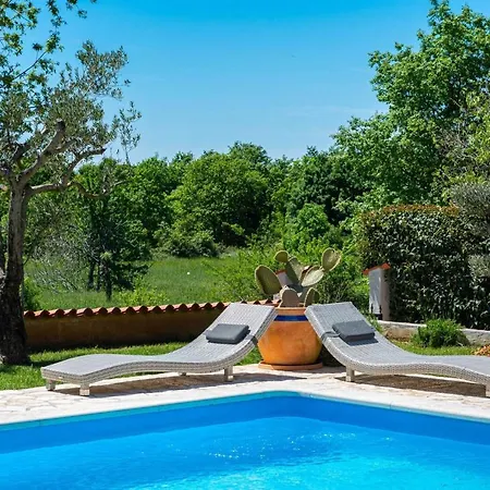 Toscana Sole With Pool Svetvincenat