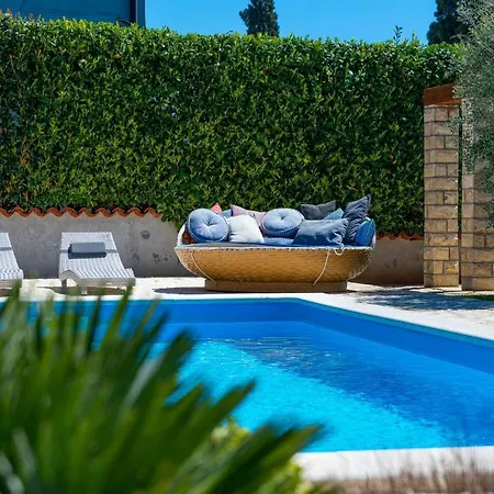 Toscana Sole With Pool * Svetvincenat