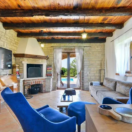 Toscana Sole With Pool Villa Svetvincenat