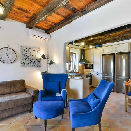 Villa Toscana Sole With Pool Svetvincenat